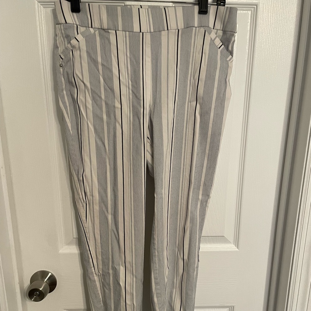 Liz Claiborne Career Pants - Size Classic 10